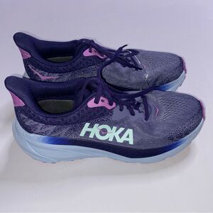 HOKA One One Challenger ATR 7 Women’s Running Shoes – Size 8.5B – Purple & Blue
